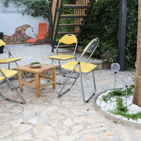 Viki * Split